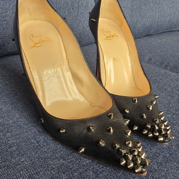 Authentic Christian Louboutin Black Leather Spiked Heels - Picture 4 of 13